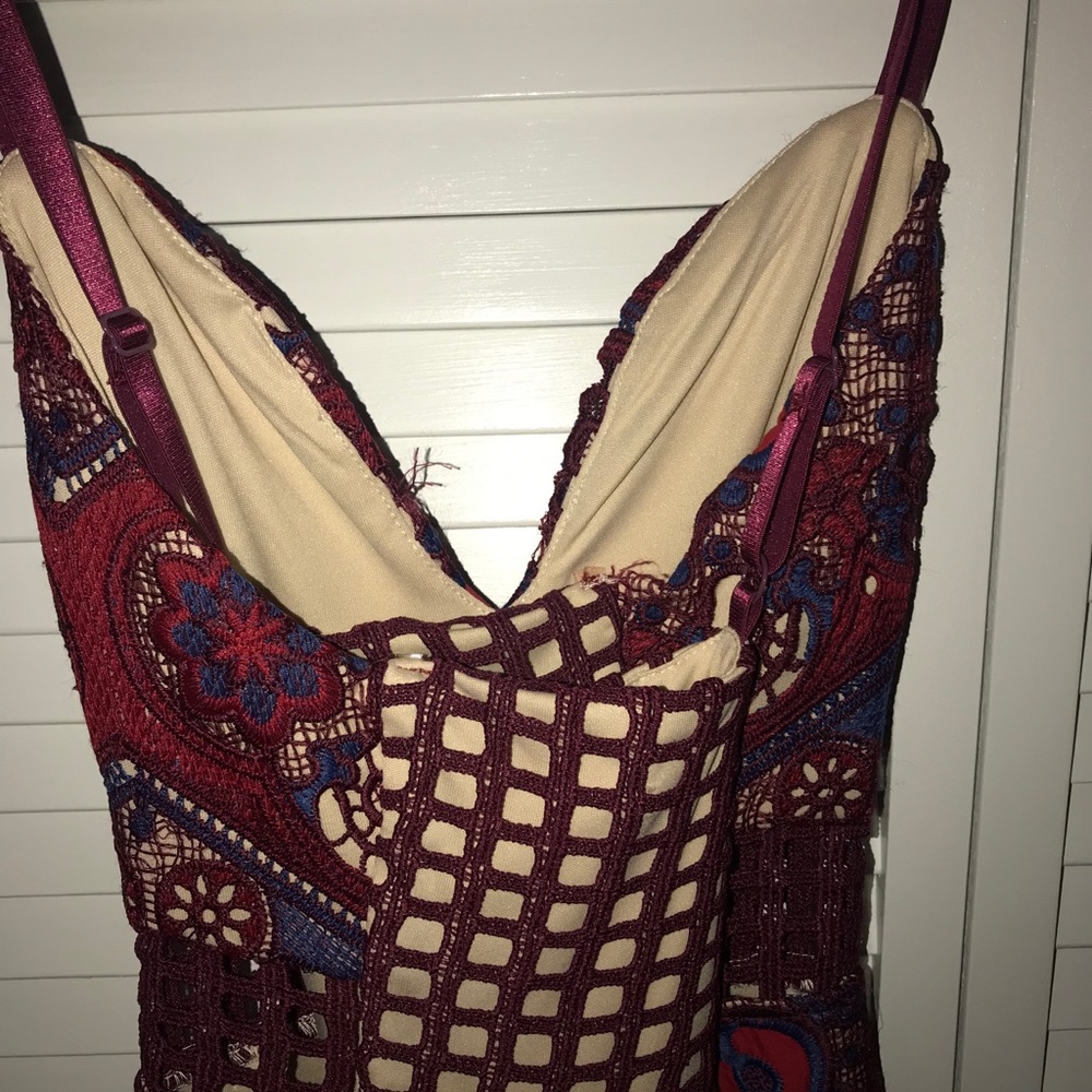 Dress - Picture 2 of 8